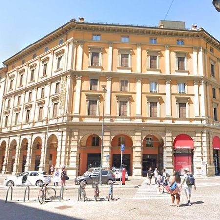 Familybo Apartments Bologna Delight - Front Station Екстер'єр фото