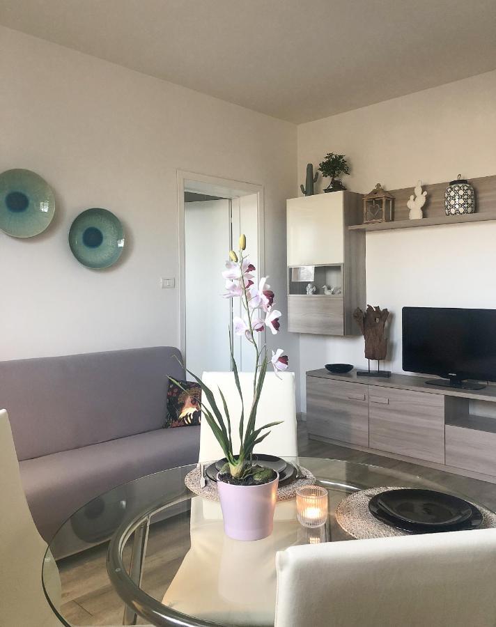 Familybo Apartments Bologna Delight - Front Station Екстер'єр фото