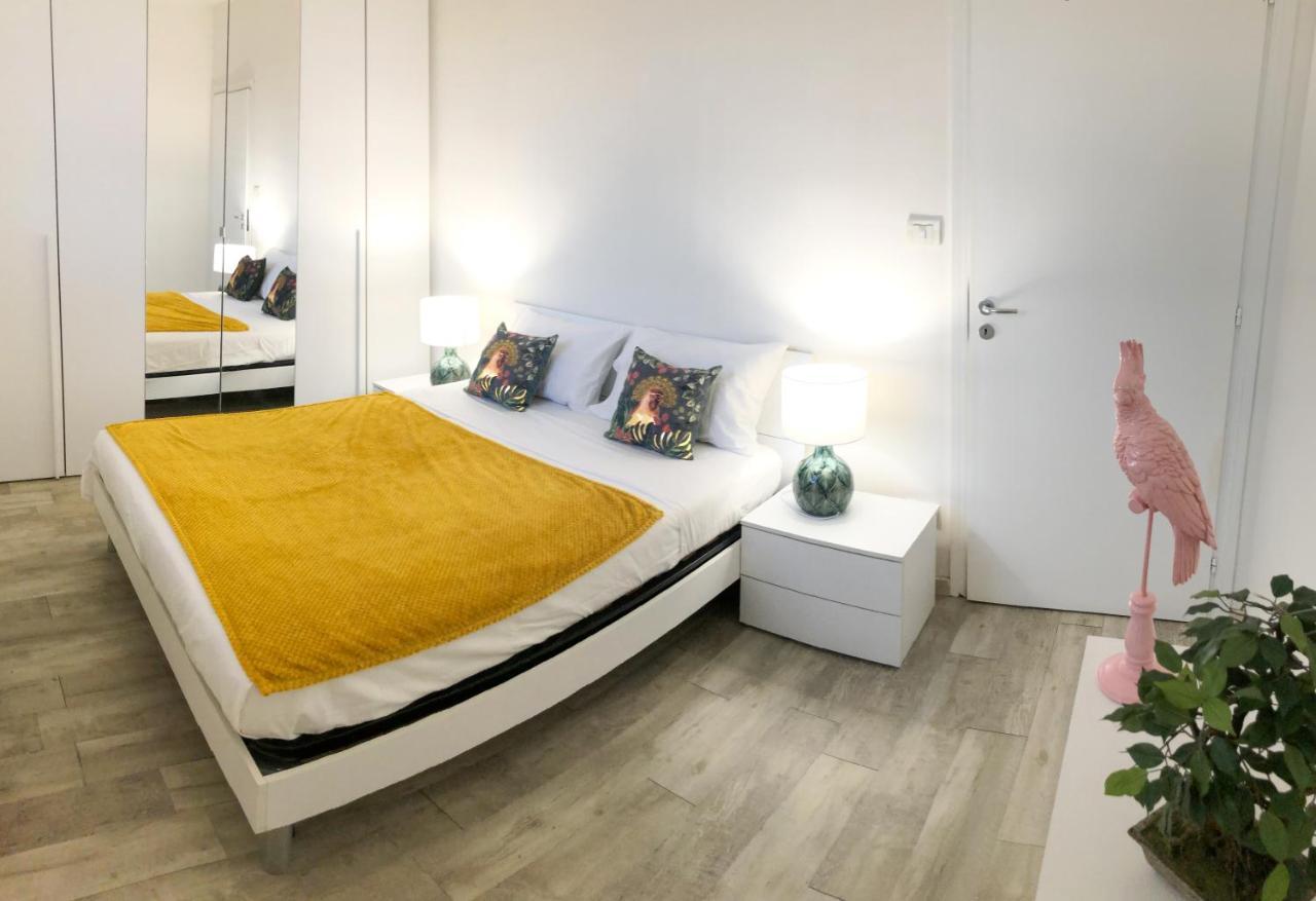 Familybo Apartments Bologna Delight - Front Station Екстер'єр фото